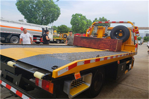 惠山区附近拖车电话号码服务