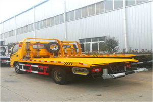 惠山区附近拖车救援搭电